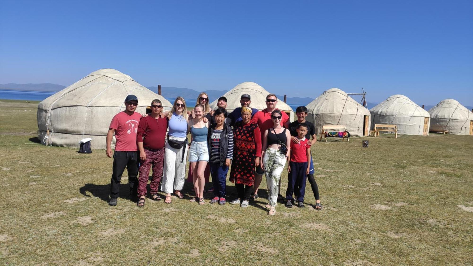 Yurt Camp Ali-Nur At Lake Song-Kol Юрточный Лагерь Али-Нур Озеро Сон-Куль Сон-Куль Кыргызстан Нарын Kyrgyzstan Naryn المظهر الخارجي الصورة