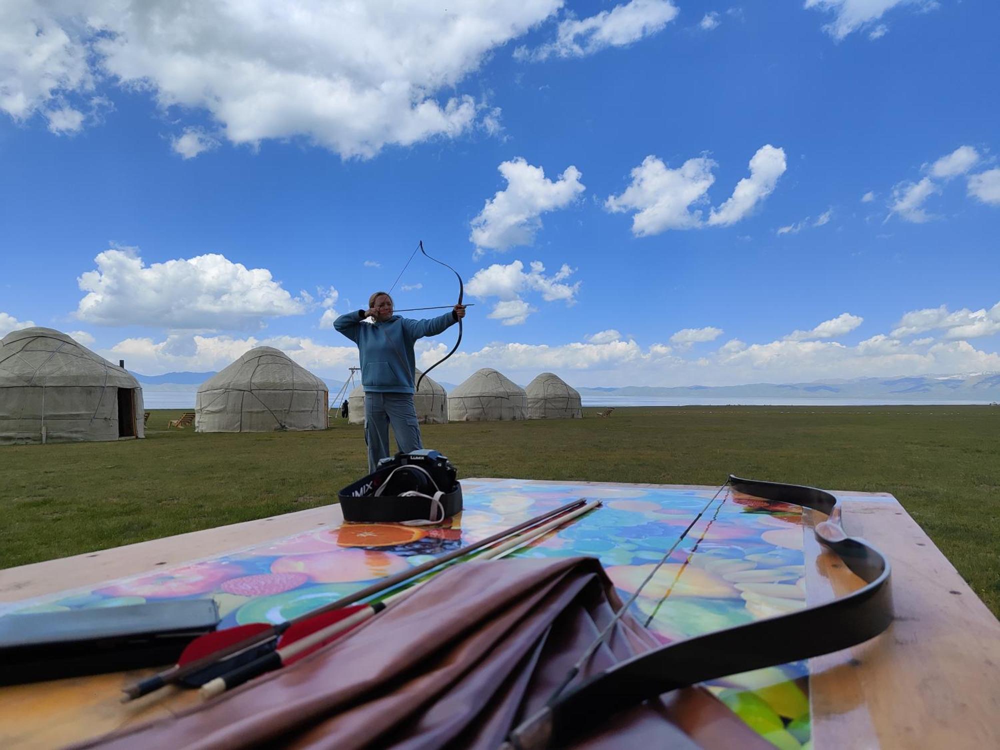 Yurt Camp Ali-Nur At Lake Song-Kol Юрточный Лагерь Али-Нур Озеро Сон-Куль Сон-Куль Кыргызстан Нарын Kyrgyzstan Naryn المظهر الخارجي الصورة